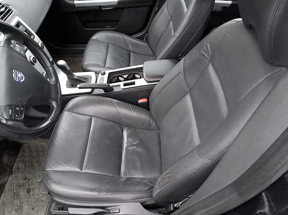 Volvo V50 13 of 15