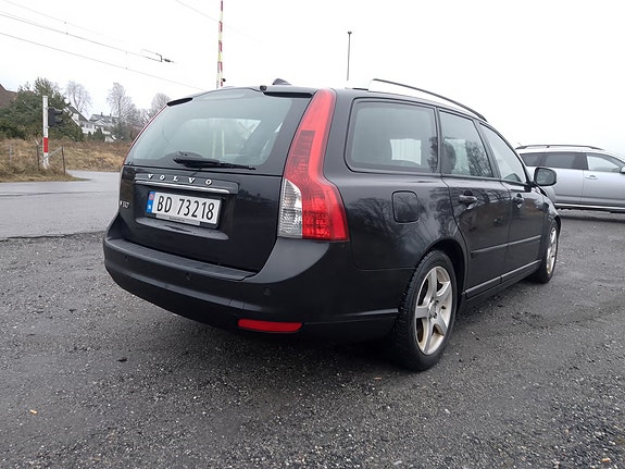 Volvo V50 6 of 15