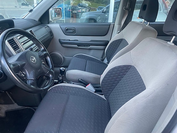 Nissan X-Trail 6 of 8