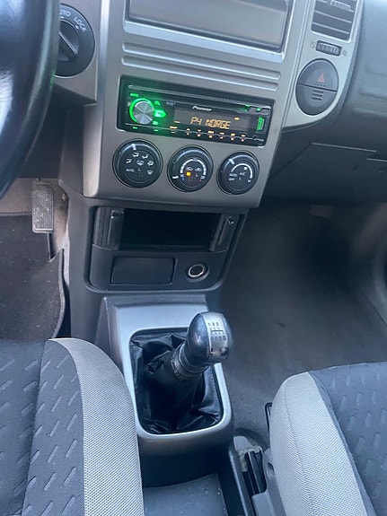Nissan X-Trail 7 of 8