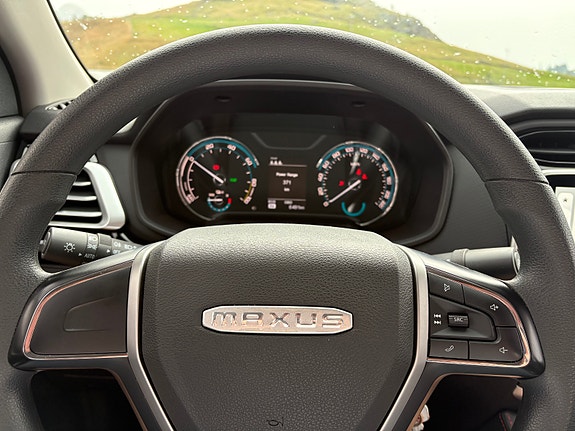 Maxus T90 EV 24 of 30