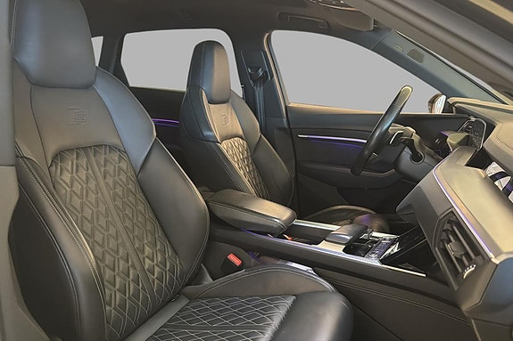 Audi e-tron S 23 of 30