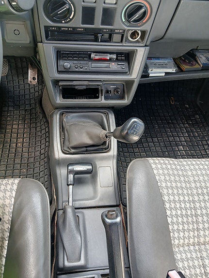 Subaru 1800 16 of 18