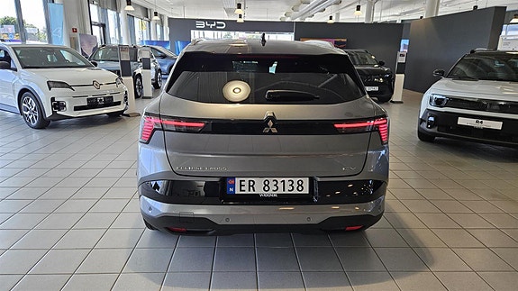 Mitsubishi Eclipse Cross 6 of 30