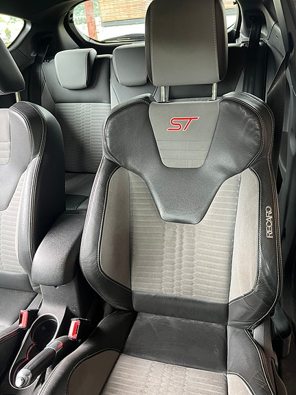 Ford Fiesta 19 of 27