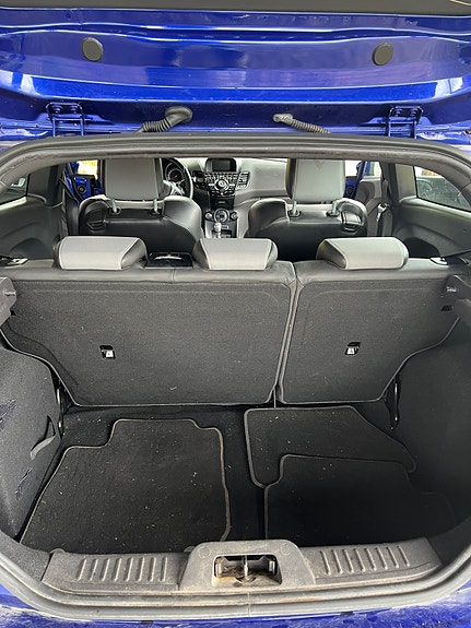 Ford Fiesta 22 of 27