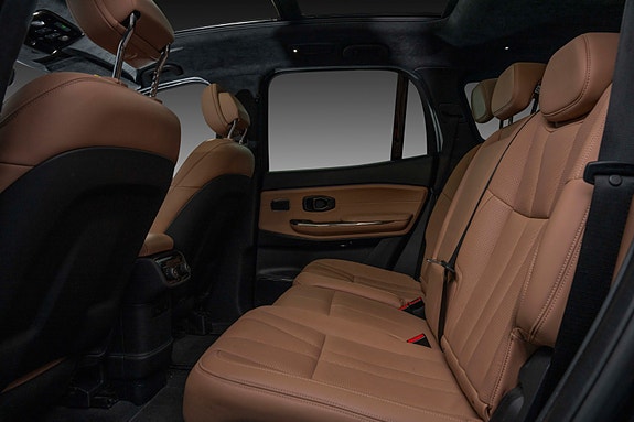 NIO ES8 20 of 30