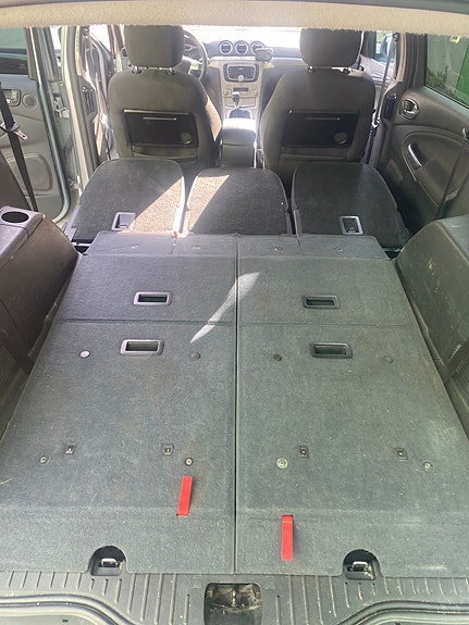 Ford S-MAX 2 of 30