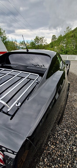 Chevrolet Corvette 8 of 10