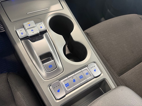 Hyundai Kona 25 of 30