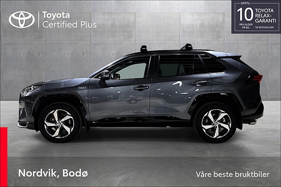 Toyota RAV4 Plug-in Hybrid 2 of 24