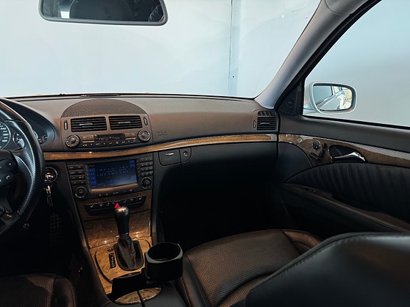 Mercedes-Benz E63 24 of 30