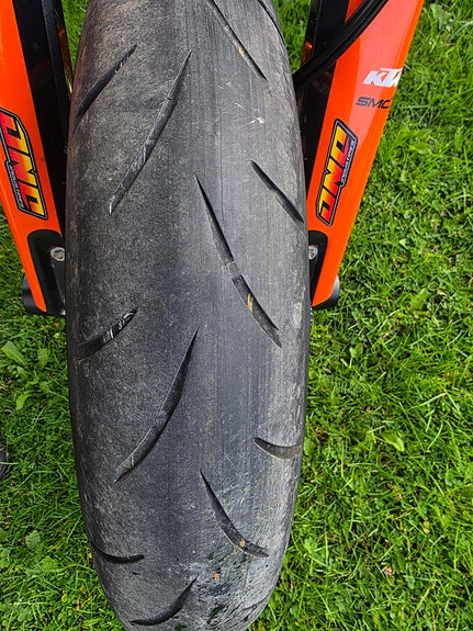KTM 690 SMC R 12 of 15