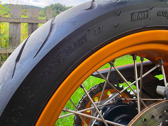 KTM 690 SMC R 11 of 15
