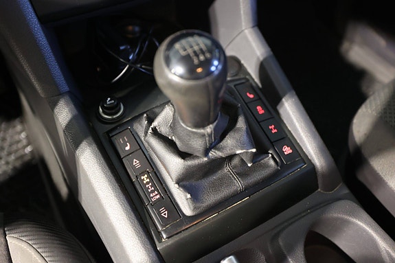 Volkswagen Amarok 17 of 24