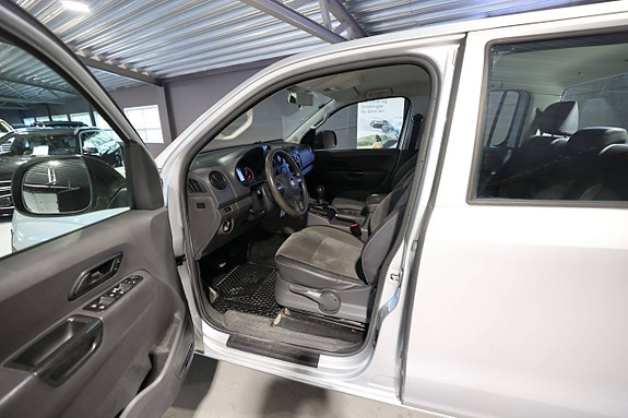 Volkswagen Amarok 9 of 24