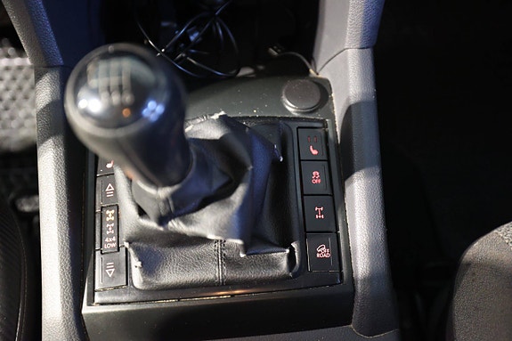 Volkswagen Amarok 18 of 24