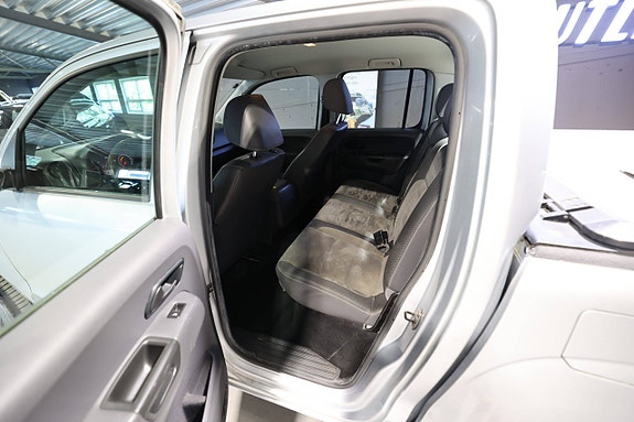 Volkswagen Amarok 20 of 24