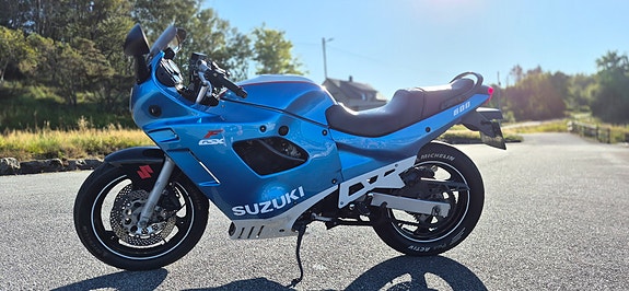 Suzuki GSX 600 F 5 of 6