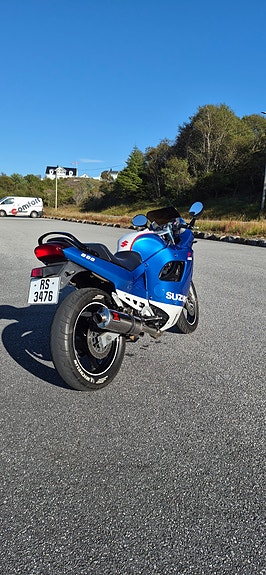 Suzuki GSX 600 F 6 of 6