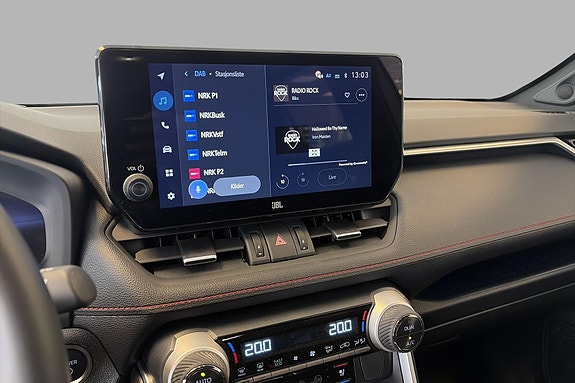 Toyota RAV4 Plug-in Hybrid 23 of 29