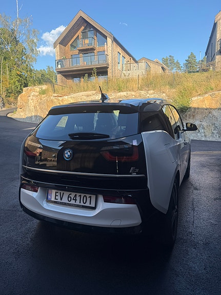 BMW i3 5 of 21