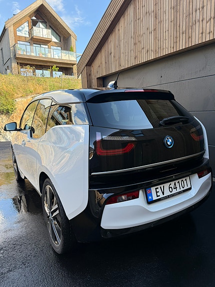 BMW i3 3 of 21