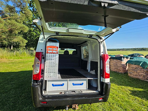 Toyota Proace 9 of 12