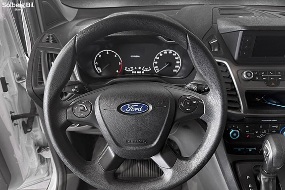 Ford Transit Connect 19 of 28