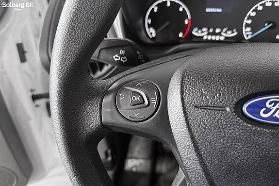 Ford Transit Connect 20 of 28