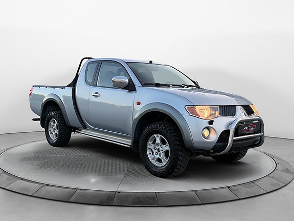 Mitsubishi L200 7 of 21