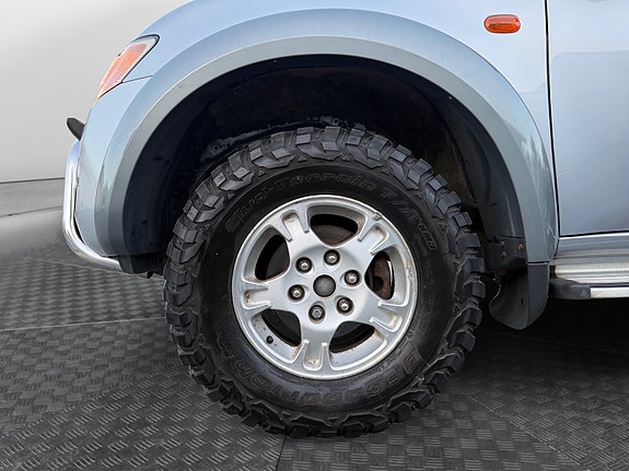 Mitsubishi L200 9 of 21