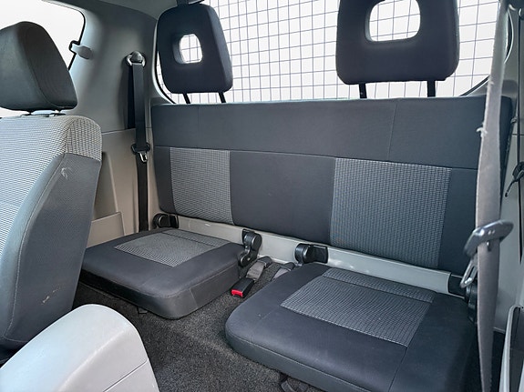 Mitsubishi L200 21 of 21