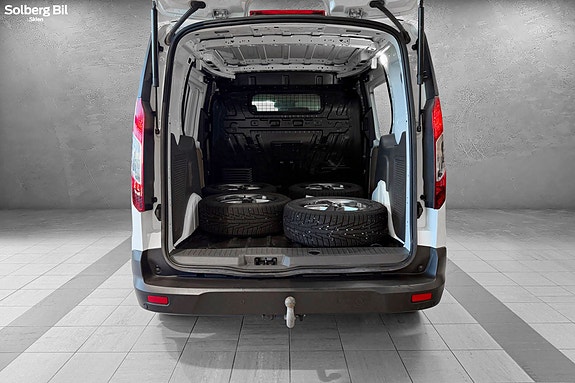Ford Transit Connect 7 of 30