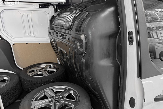 Ford Transit Connect 14 of 30