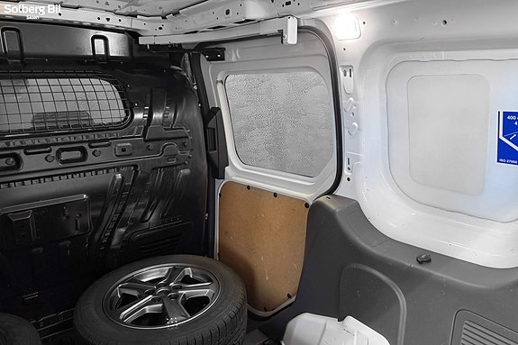 Ford Transit Connect 10 of 30