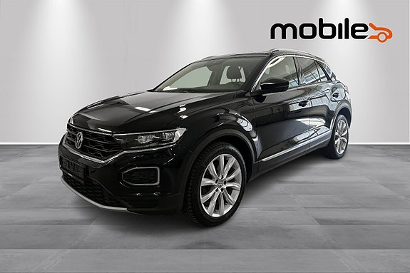 Volkswagen T-Roc 19 of 24