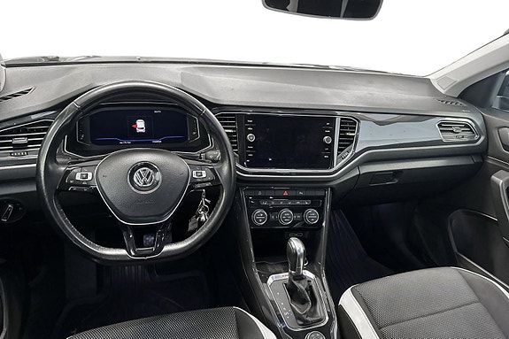 Volkswagen T-Roc 6 of 24