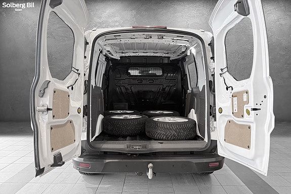 Ford Transit Connect 6 of 30