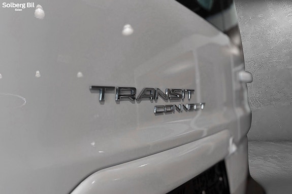 Ford Transit Connect 13 of 30