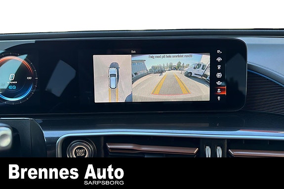 Mercedes-Benz EQC400 19 of 23