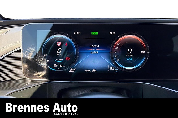 Mercedes-Benz EQC400 15 of 23
