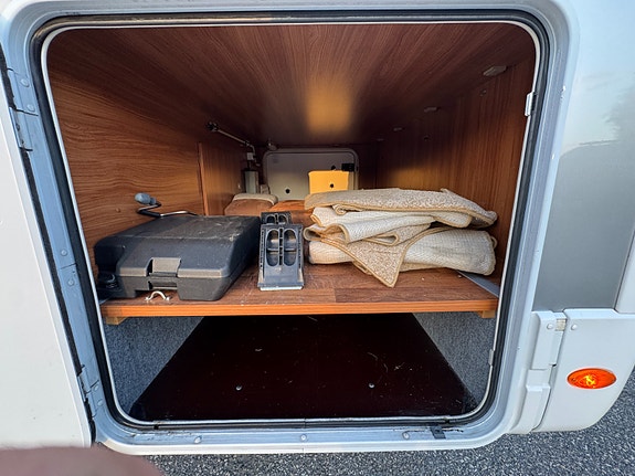 Dethleffs Esprit I 7150 Flott bil/QB/150hk/5 seter/Bør sees. 23 of 30