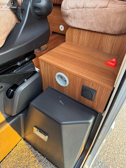 Dethleffs Esprit I 7150 Flott bil/QB/150hk/5 seter/Bør sees. 20 of 30