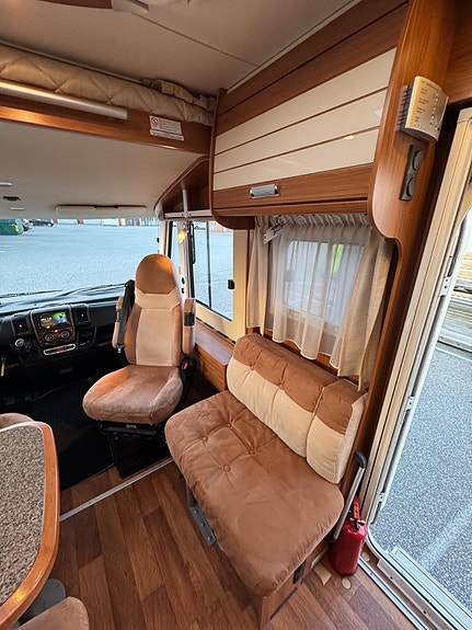 Dethleffs Esprit I 7150 Flott bil/QB/150hk/5 seter/Bør sees. 27 of 30