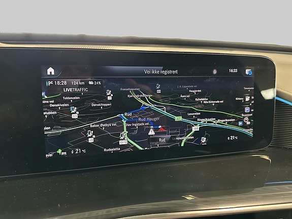 Mercedes-Benz EQC400 13 of 27