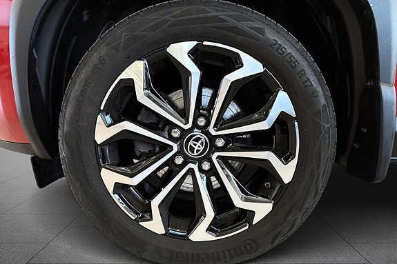 Toyota Yaris Cross 20 of 20