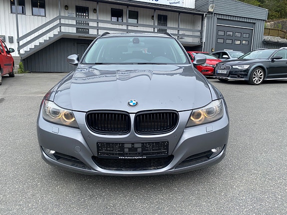 BMW 320d 5 of 30