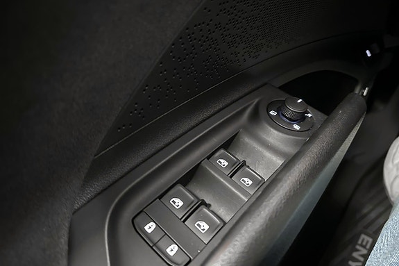 Skoda Enyaq 17 of 24