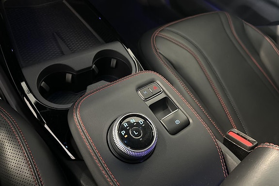 Ford Mustang Mach-E 15 of 27